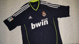2010-11 Real Madrid Away Shirt Size Medium - Ozil #23 - Forever Football Shirts