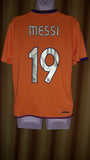 2006-07 Barcelona Away Shirt Size Medium - Messi #19 - Forever Football Shirts