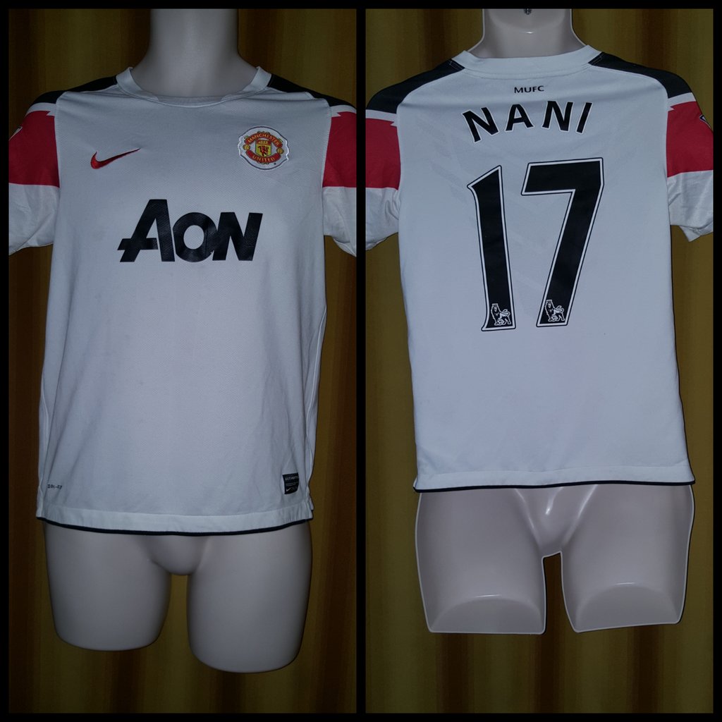 2010-11 Manchester United Away Shirt Size Large Boys - Nani #17 – Forever  Football Shirts