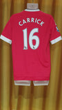 2015-16 Manchester United Home Shirt Size Medium - Carrick #16