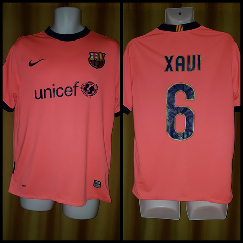 2009-10 Barcelona Away Shirt Size Medium – Xavi #6 - Forever Football Shirts