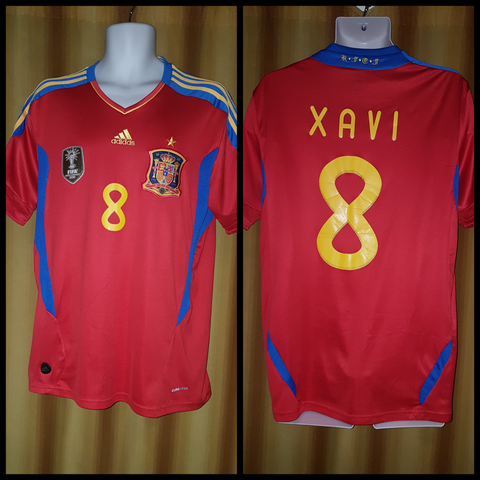 2011 Spain Home Shirt Size Large - Xavi #8 - Forever Football Shirts