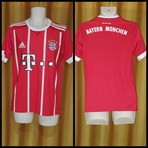 2017-18 Bayern Munich Home Shirt Size Small