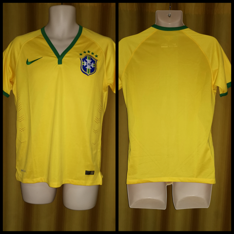 2014-15 Brazil Home Shirt Size Small - Forever Football Shirts