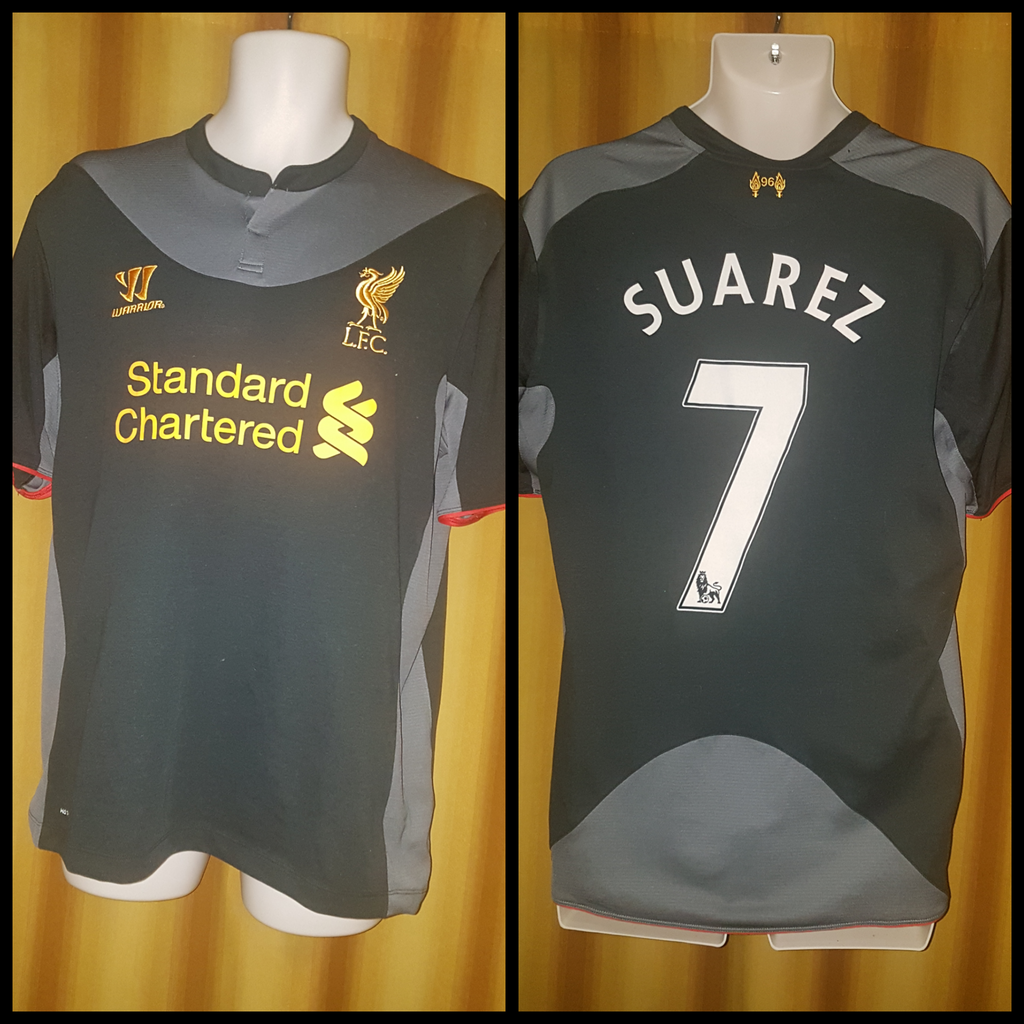 2012-13 Liverpool Away Shirt Size Large Suarez #7