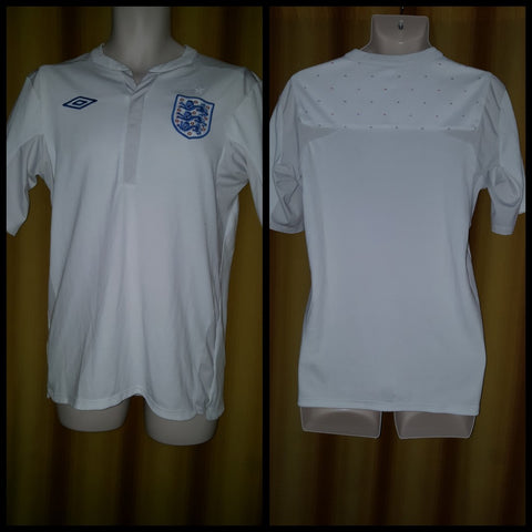 2010-11 England Home Shirt Size 38 - Forever Football Shirts