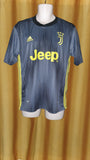 2018-19 Juventus 3rd Shirt Size Medium - Ronaldo #7