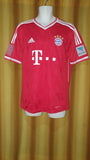 2013-14 Bayern Munich Home Shirt Size Medium - Robben #10