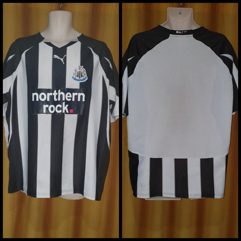 2010-11 Newcastle United Home Shirt Size Extra Large