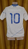 2009-11 Greece Home Shirt Size Medium - Karagounis #10