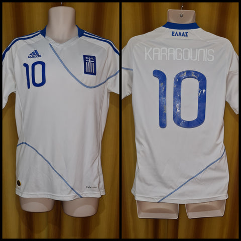 2009-11 Greece Home Shirt Size Medium - Karagounis #10