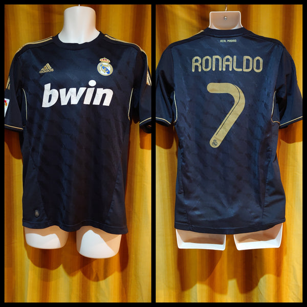 2011-12 Real Madrid Away Shirt Size Medium Ronaldo #7 – Forever