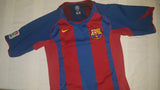 2004-05 Barcelona Home Shirt Size Small - Forever Football Shirts