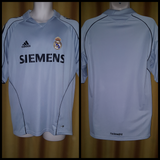 2005-06 Real Madrid 3rd Shirt Size Medium - Forever Football Shirts