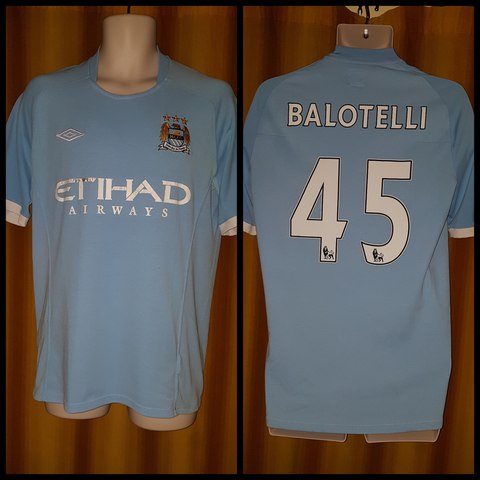 2010-11 Manchester City Home Shirt Size 40 - Balotelli #45 - Forever Football Shirts