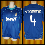 2008-09 Real Madrid Away Shirt Size Medium – Sergio Ramos #4 - Forever Football Shirts