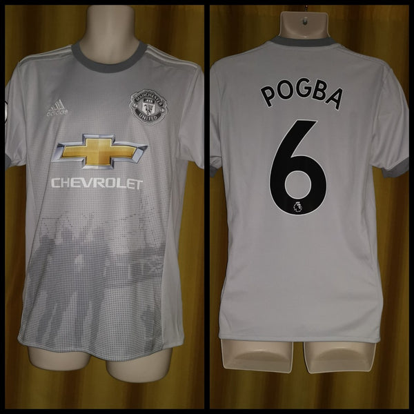 Manchester United et Pogba vous montrent le maillot extérieur 2017-2018 Manchester United et Pogba vous montrent le maillot extérieur 2017-2018