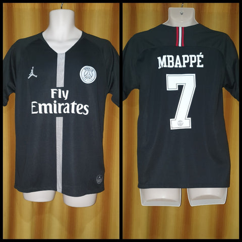 2018-19 Paris Saint Germain Champions League Home Shirt Size Medium - Mbappe #7