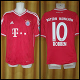 2013-14 Bayern Munich Home Shirt Size Medium - Robben #10